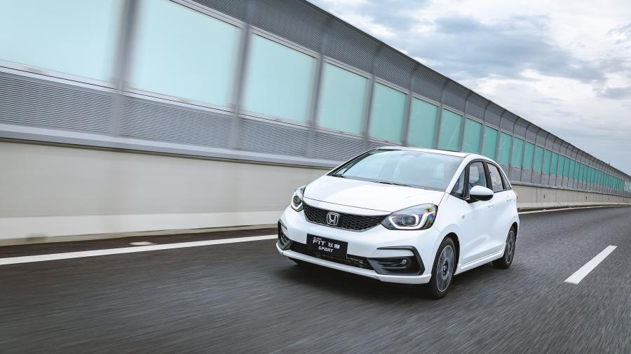  Honda Fit Sport 2020 года  (CN) (фото 4 из 8)